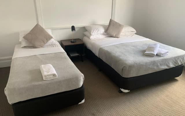 Sandy Bottoms Guesthouse - photo 2