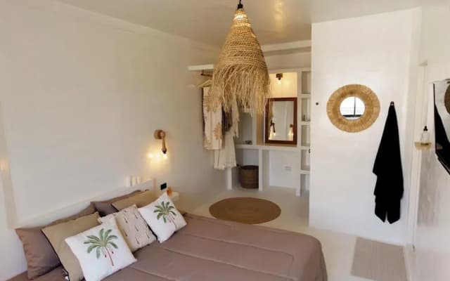 The Hidden Home - photo 3