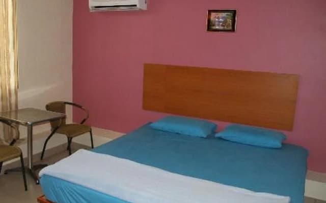 Budget Comfort Hostel - photo 4