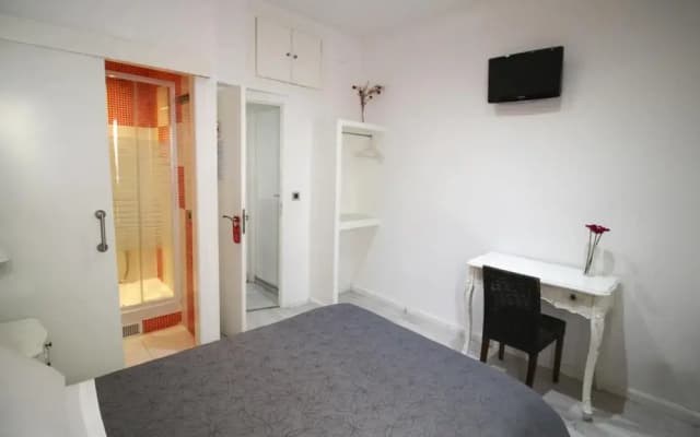 Hostal Foster - photo 3