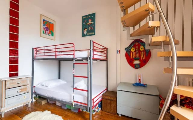 Paris Hideaway in the Theatre District - photo 2