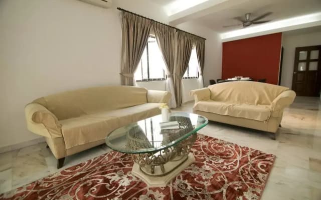 Classy Elegant Terasek Palace - photo 5