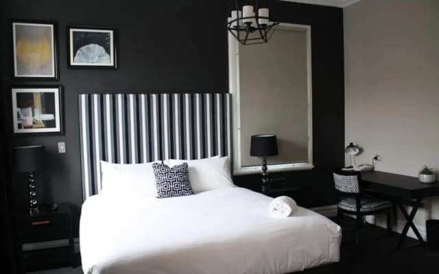 Mrs Banks Boutique Hotel - photo 3