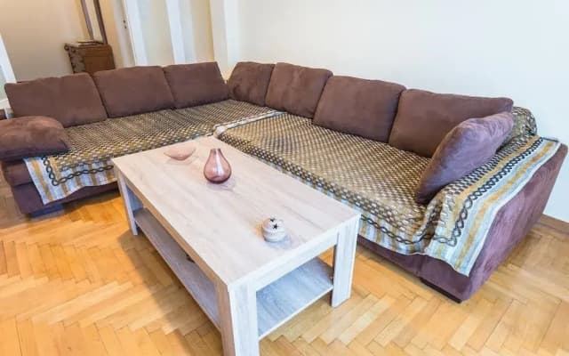 Cozy Central Apartment - photo 3