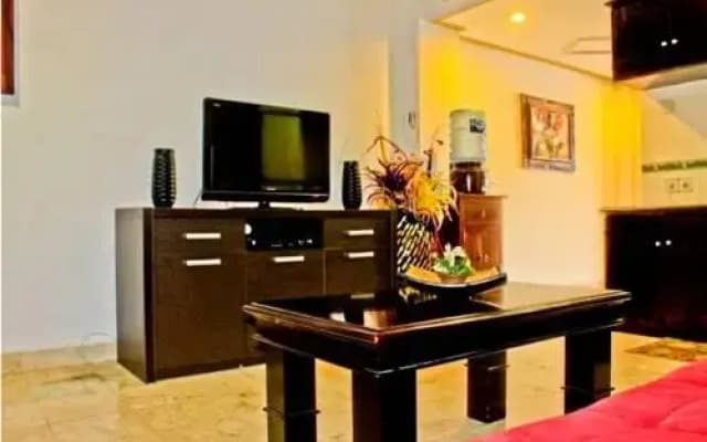 Cozy Suites @Jayakarta Hotel - photo 2
