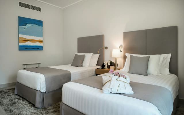 Centara West Bay Hotel & Residences Doha - photo 2