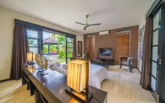 Luxury 3 Bedroom Villa Canggu - photo 4