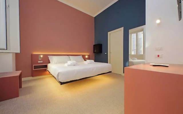 Velvet Inn - photo 2