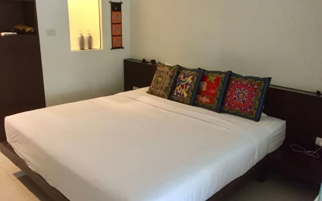 TSE Residence by Samui Emerald Condominiums - photo 2