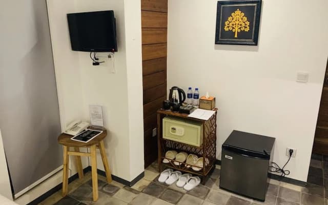 1004 Boutique Hotel - photo 2