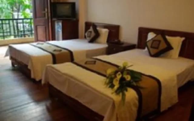 Phu Nhuan Hotel 3 - photo 4