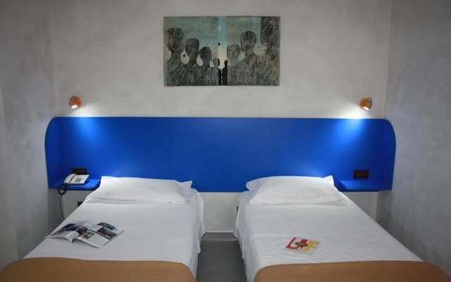 Hotel 38 - photo 3