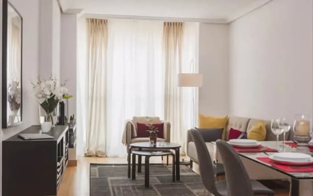 Roomspace Las Tablas Azofra Apartments - photo 4
