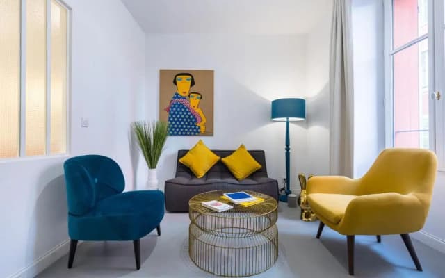 L'Abeille Boutique Apartments - photo 2