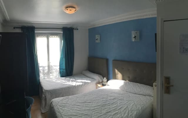 Pacific Hotel - photo 2
