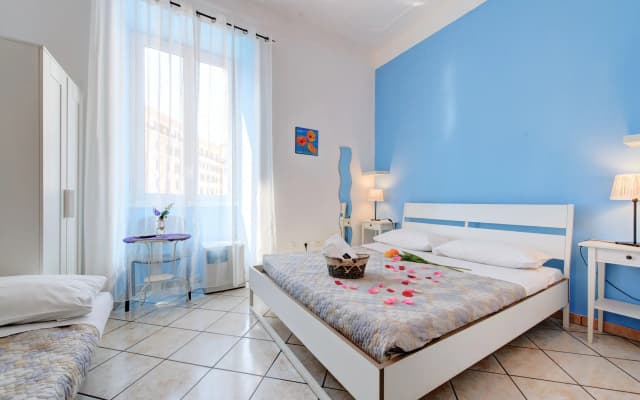 In the Center Guesthouse - photo 5