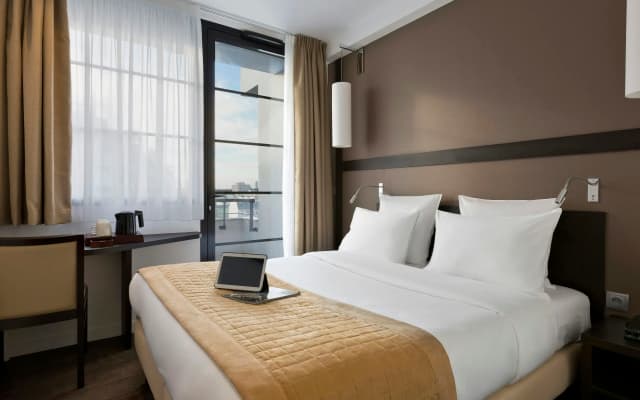 Simon's Boutique Hotel - photo 2