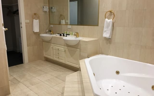 Kimberley Gardens Serviced Villas - photo 5