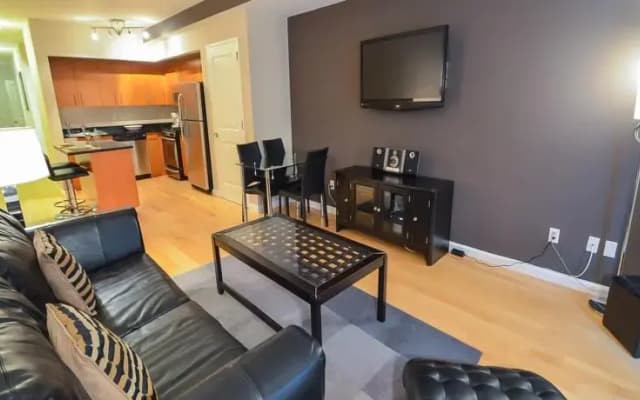 The Downtown Club - photo 4