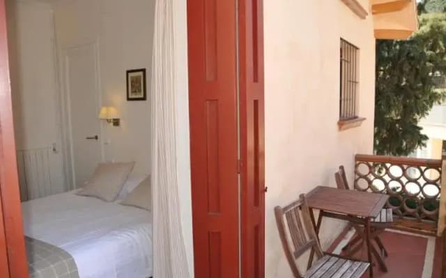 Tibidabo Apartments - photo 2