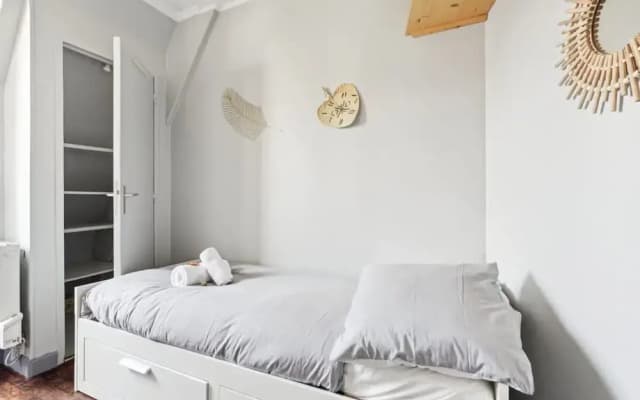 Charming Studio- Balcony in Montmartre- Mobility - photo 3