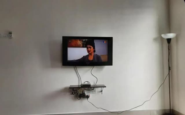 Comfy 3-Bedroom Apartment - photo 3