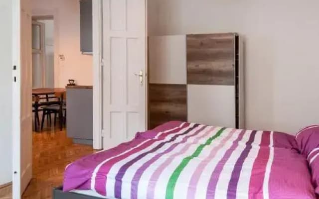 Stylish downtown apartment - photo 5