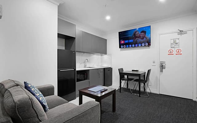 Comfort Apartments Melbourne Central - photo 4