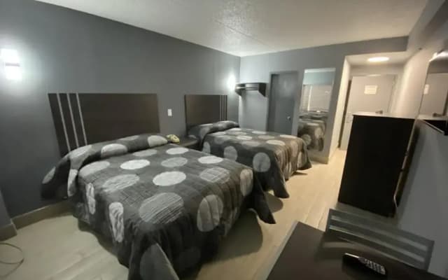 Galaxy Motel - photo 5