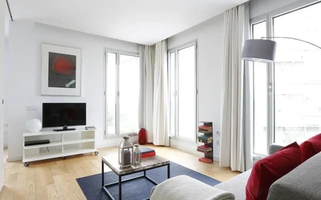 Urban District - MA31 Apartments - photo 2