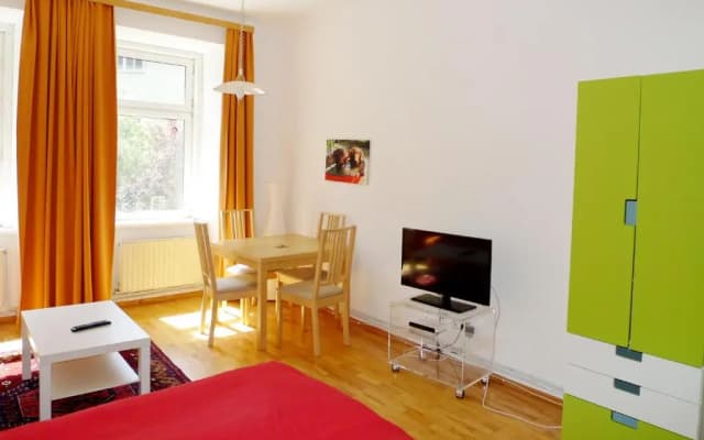 Apartment Messe - photo 2