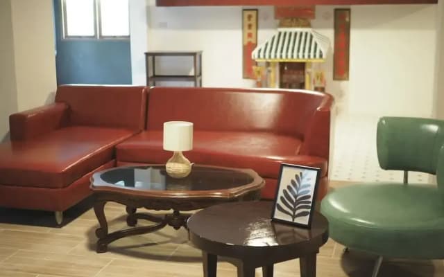 Krung Tone Hostel - photo 2