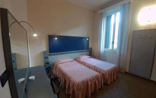 Hotel Ada - photo 2