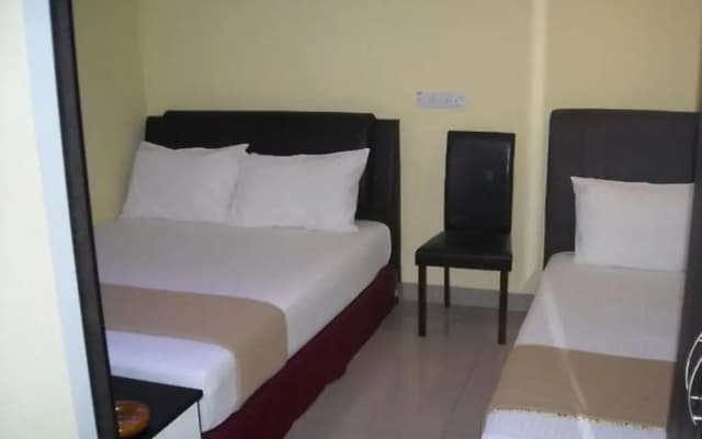 OYO 90461 Melawati Times Inn - photo 2