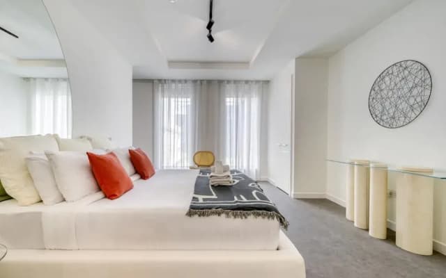 Luxurious Apt in Impressive Difc Tower - photo 3