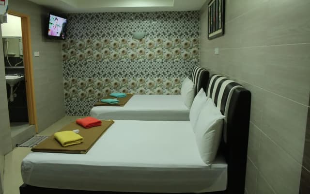 New Wave Hotel Melawati - photo 4