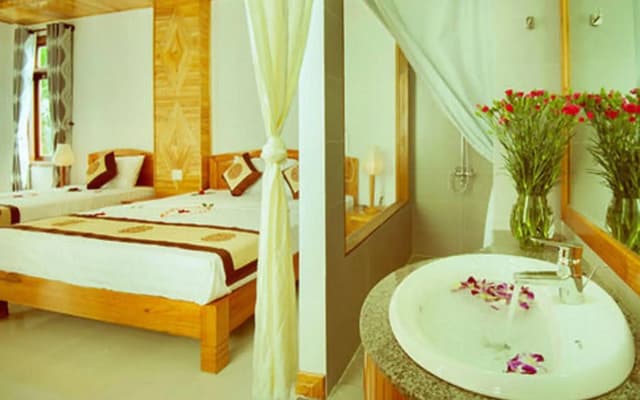 Riverside Plum Garden Homestay - photo 3