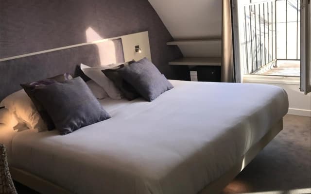 Hotel Jacques de Molay - photo 2
