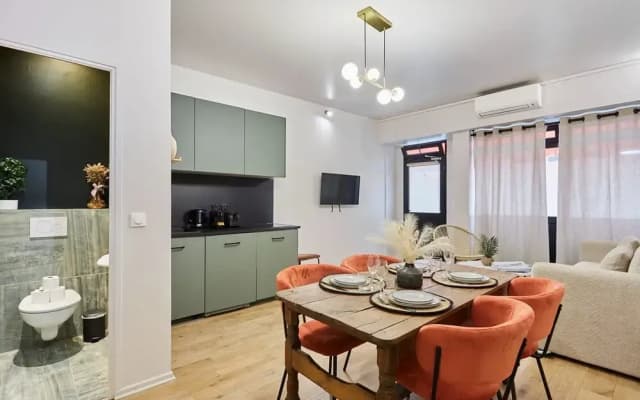 Charming Duplex 1 Bedroom Center of Paris - photo 3