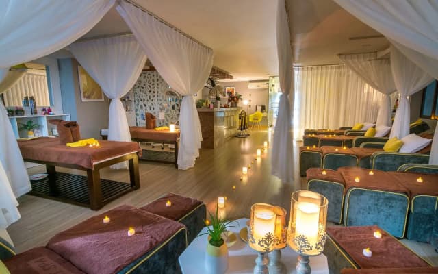 Happy Day Riverside Hotel & Spa Danang - photo 4
