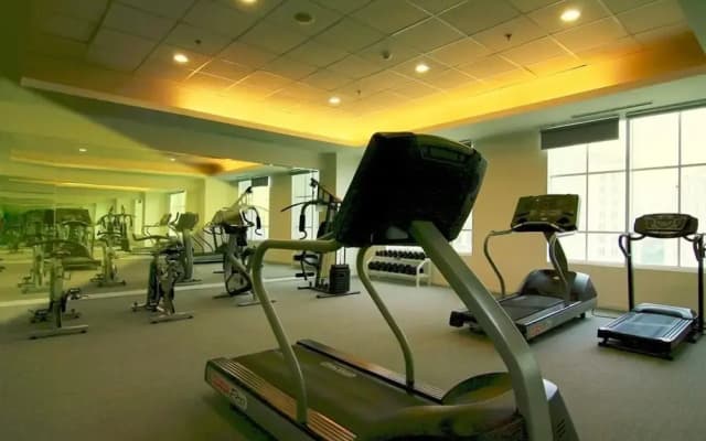 Spacious 2Br With Mall Access At Bellezza Apartment - photo 2