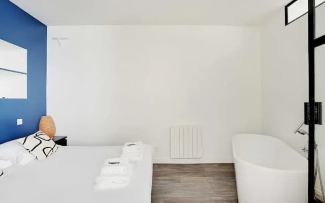 Elegant Apartment -2br/4p - Sacre-coeur - photo 2