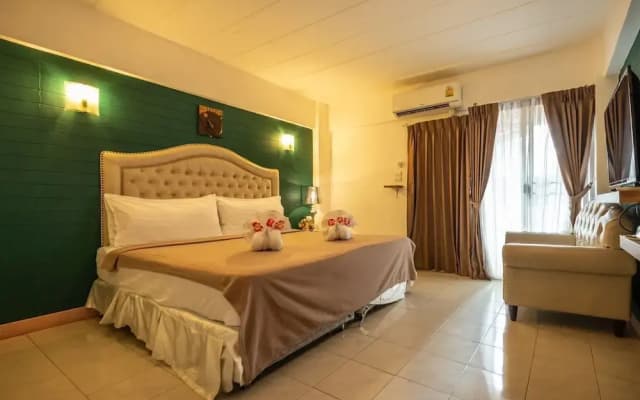 I-Inn Hotel - photo 3