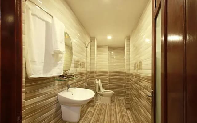 Thanh Nhan Hotel - photo 5
