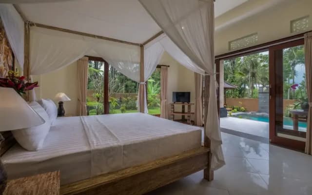 Puri Astina Villa - photo 2