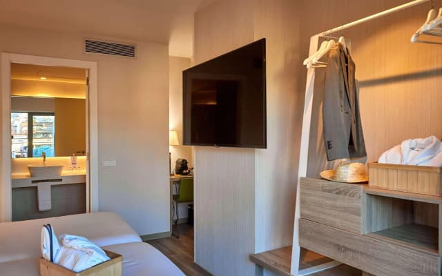Mercure Barcelona Condor - photo 4