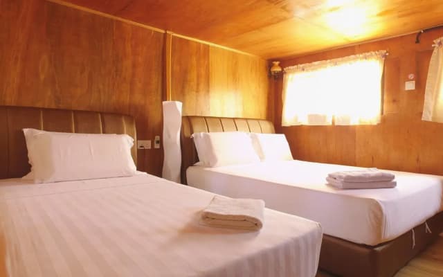 Borneo Tree House - photo 4