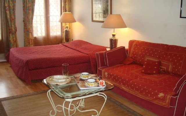 Studio Apartments rue de la Harpe - photo 4