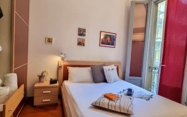 JOIVY Trendy 1-Bed Flat, Easy Access To Centre - photo 4