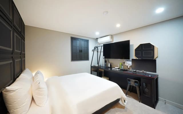 Hotel Anytime - photo 2
